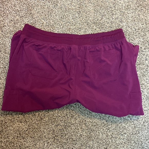 Dickies Women's EDS Essentials Scrub Top and Bottom - Wine - Picture 7 of 11